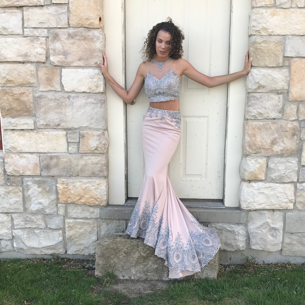 PROM DRESS FOR SALE